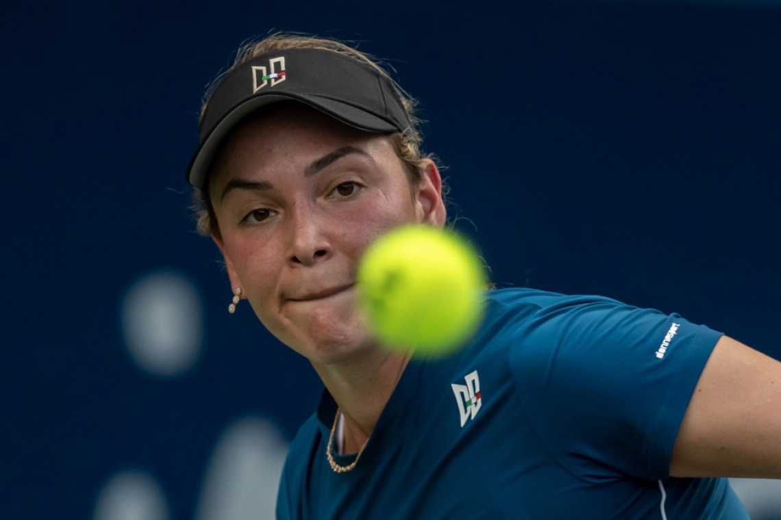 Lulu Sun in Donna Vekić četrtfinalistki Wimbledona