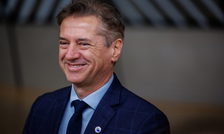 Premier Golob ob dnevu državnosti poudaril enotnost in odgovornost