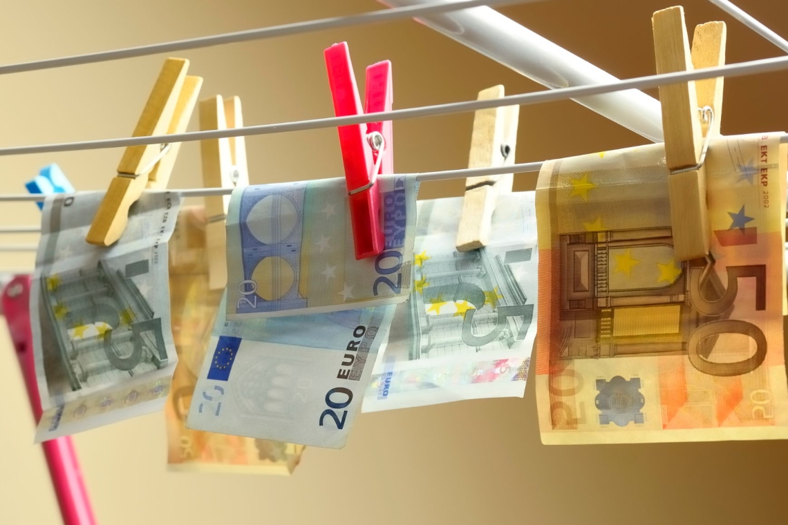 Ministrstvo za finance: novela o preprečevanju pranja denarja ne zmanjšuje transparentnosti