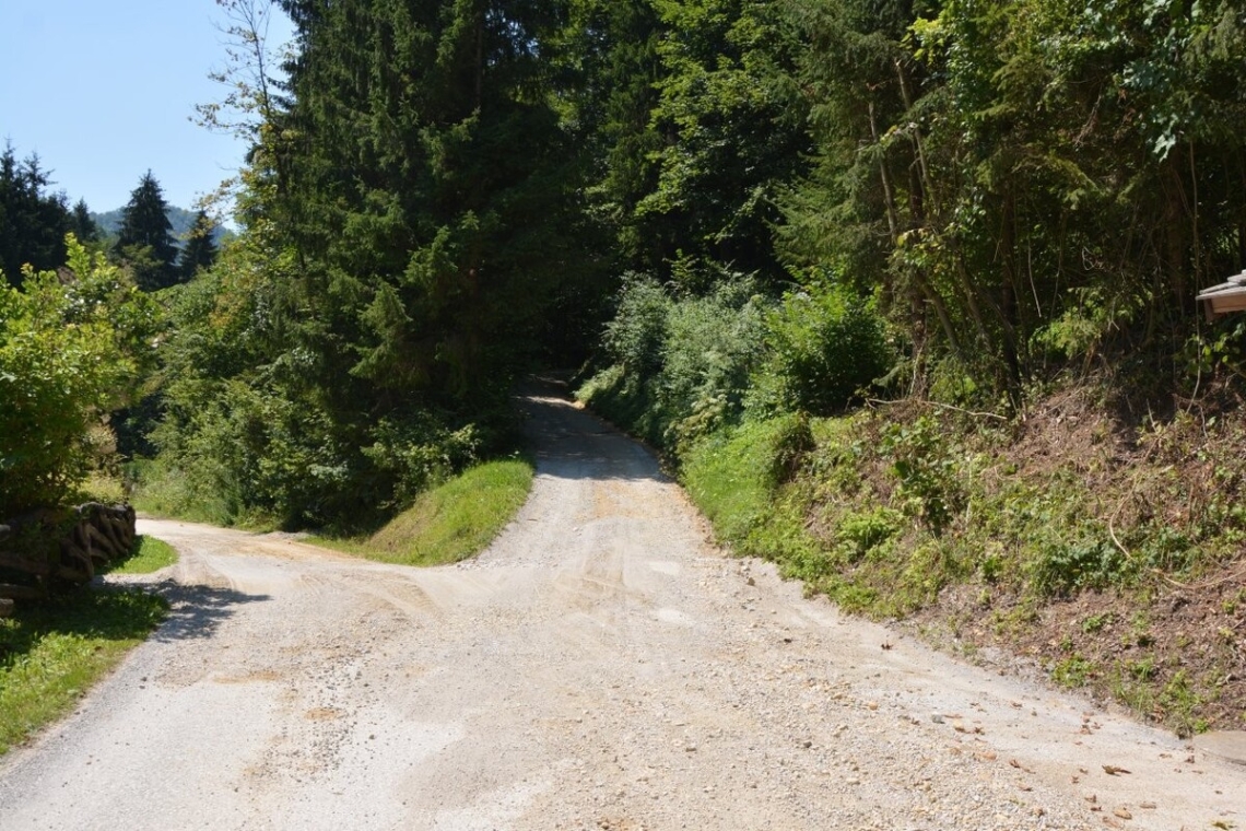 Začetek rekonstrukcije klanca v Žlebeh prihodnji teden
